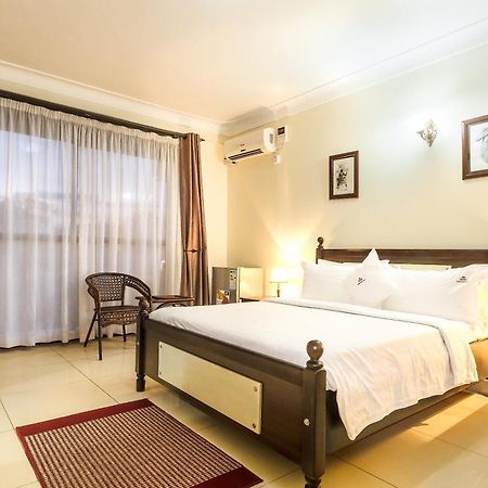 קמפאלה Marie'S Royale Hotel מראה חיצוני תמונה